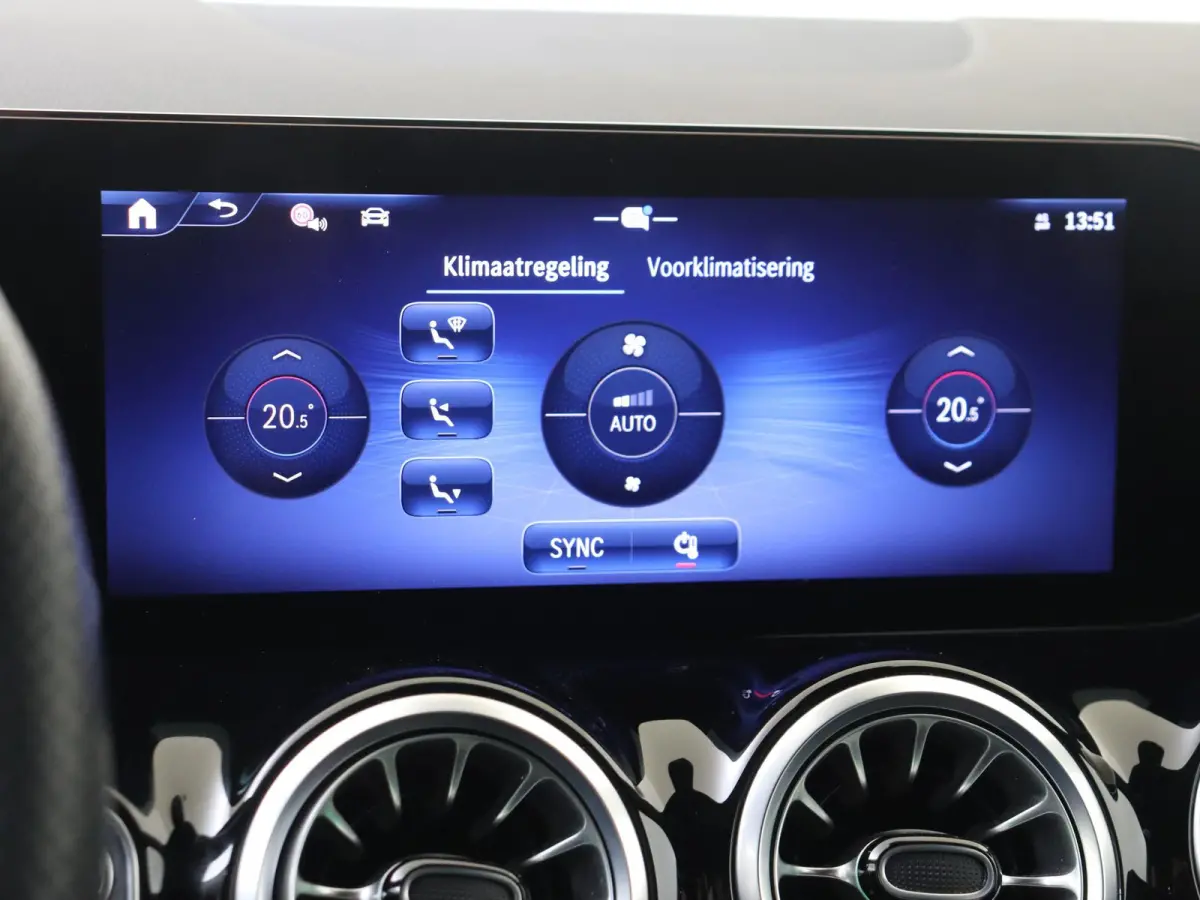 250 e AMG Line / Night pakket/ 20"/ 360 Camera/ KEYLESS GO