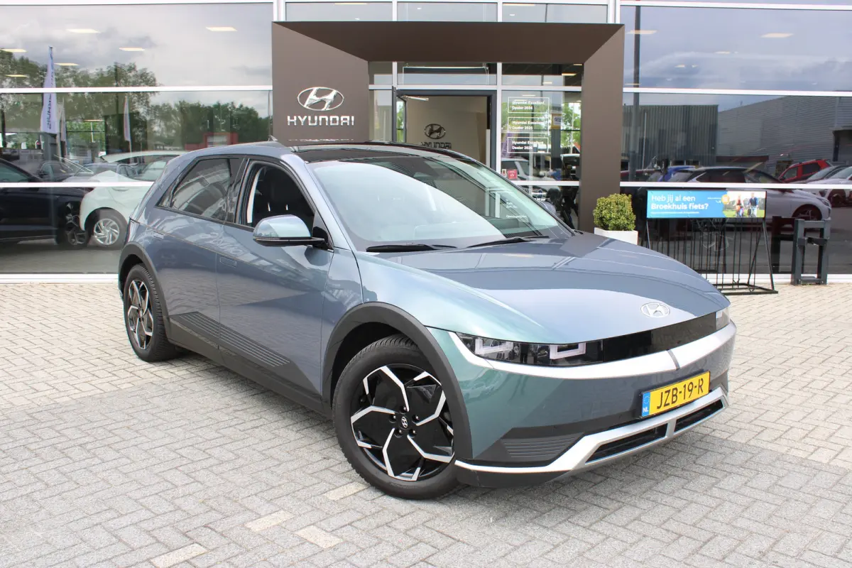 Connect 77.4 kWh | Panoramadak | | Achteruitrijcamera | Airco (automatisch) | Apple Carplay/Android Auto|telefoonintegratie premium