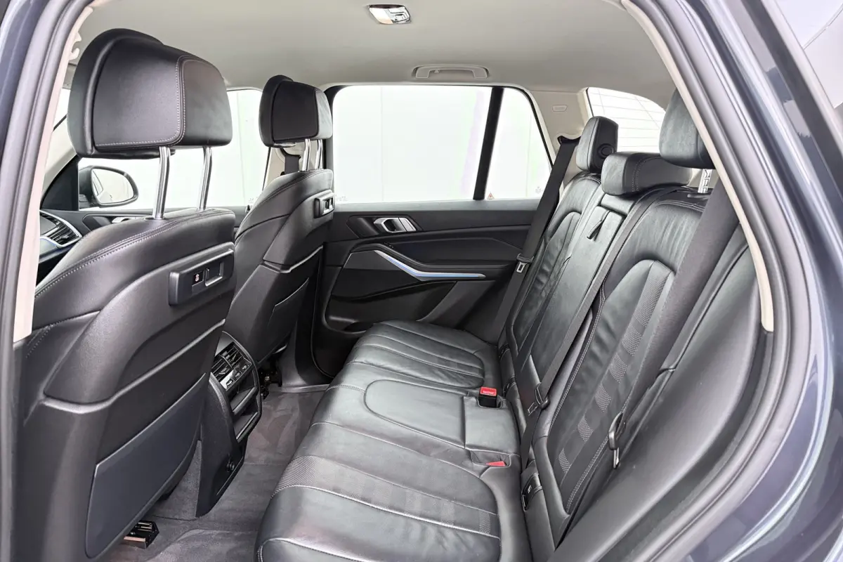 XDrive45e High Executive Memory Luchtvering Camera Privacy Glass