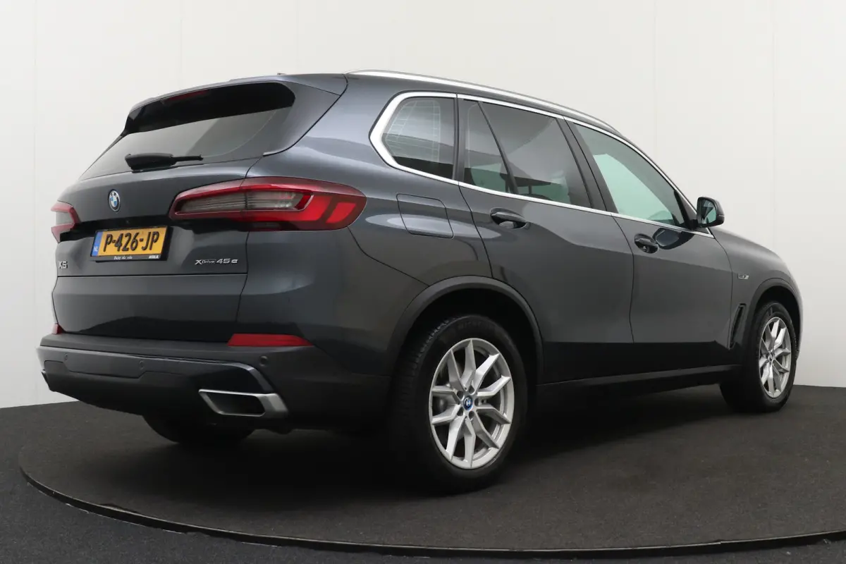 XDrive45e High Executive Memory Luchtvering Camera Privacy Glass