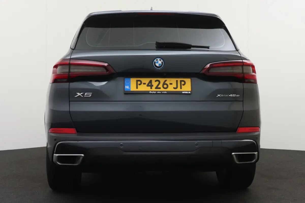 XDrive45e High Executive Memory Luchtvering Camera Privacy Glass
