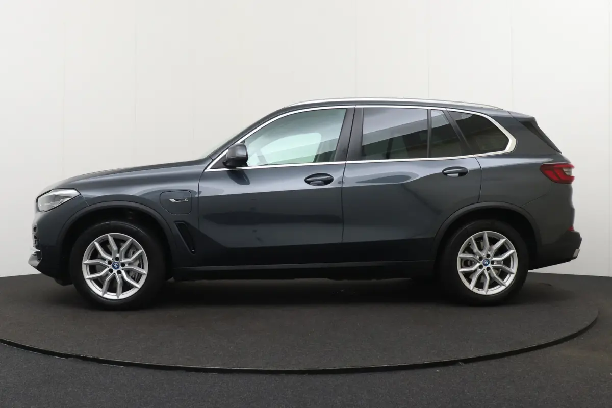 XDrive45e High Executive Memory Luchtvering Camera Privacy Glass