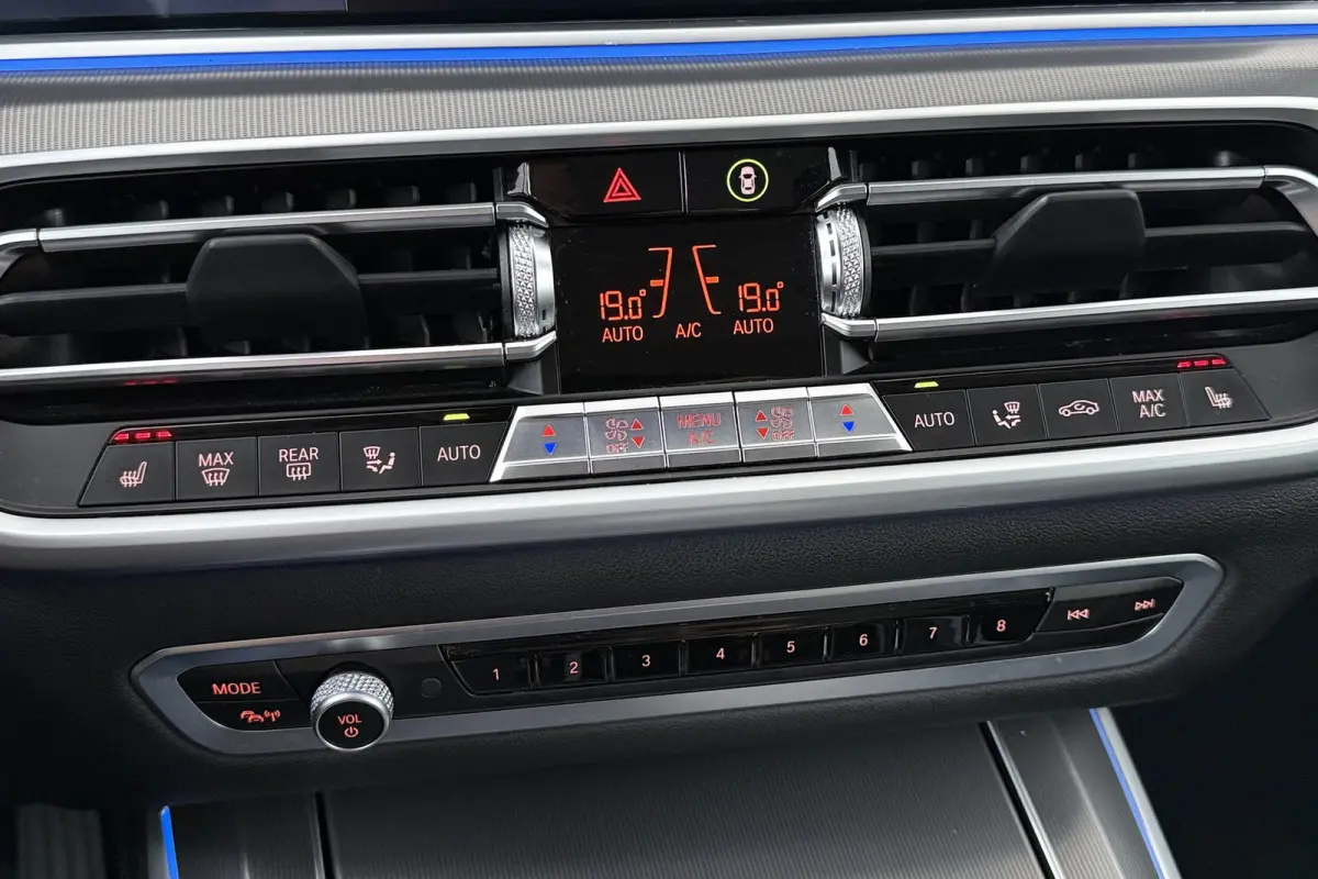 XDrive45e High Executive Memory Luchtvering Camera Privacy Glass