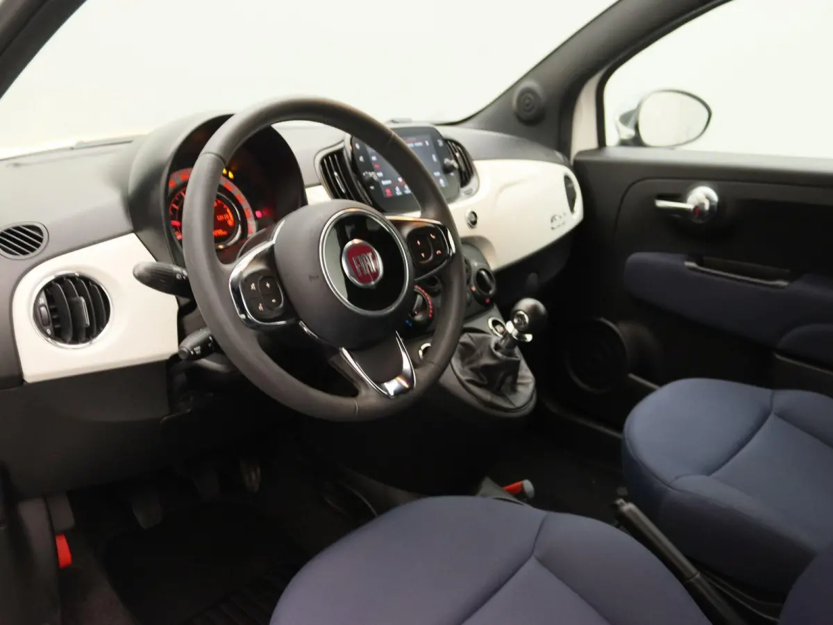1.0 Hybrid Club | Apple Carplay/Android Auto | Cruise Control | Lichtmetalen Velgen | Airconditioning |