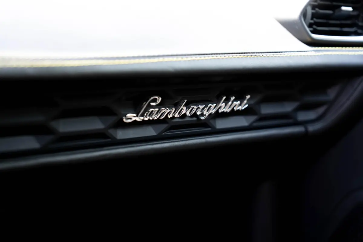 5.2 V10 LP610-4 | Keramisch | Lift | Carbon Seats | Camera