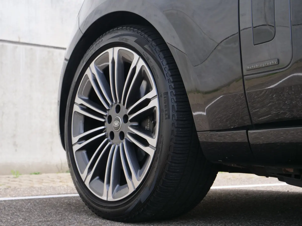 3.0 P550e Autobiography | head-up | panorama | massage..