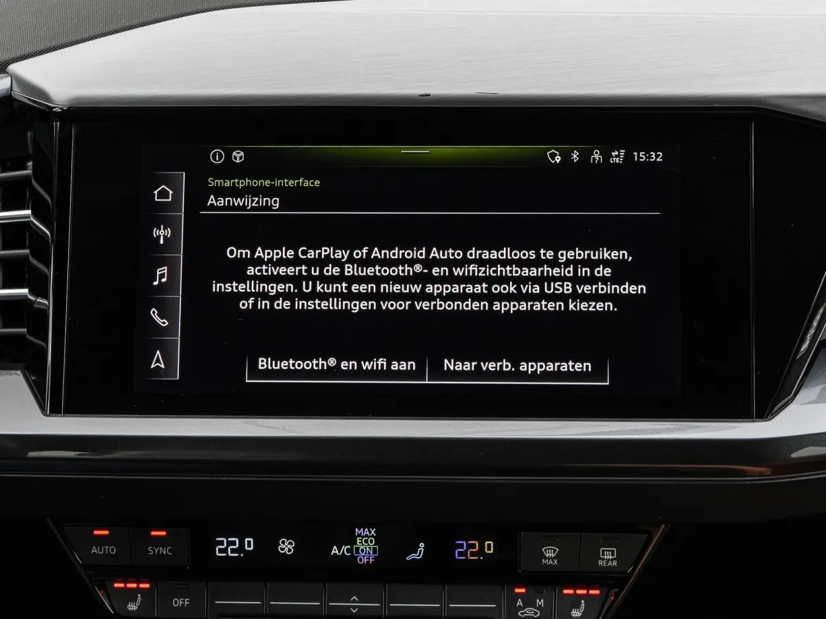40 Launch edition S Competition 77 kWh | Trekhaak | HUD | Warmtepomp | ACC | Matrix LED | Leder | Keyless | Camera | Sonos audio | 20" | Dealeronderhouden