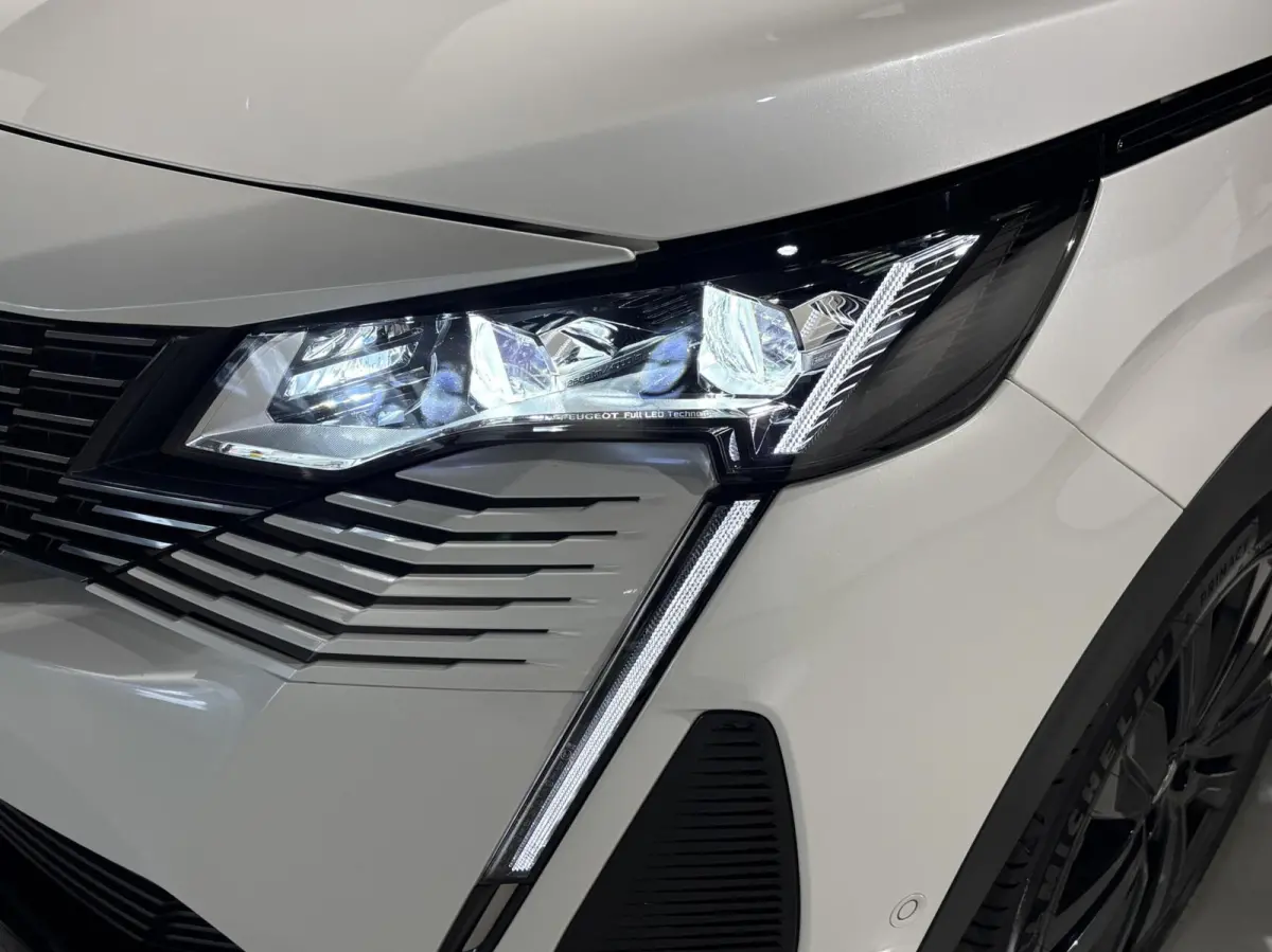 1.6 PHEV HYbrid 225 GT|Black Pack|Memory|360|FOCAL|Carplay|Navi|PDC|ACC|Side assist|Lane Assist|