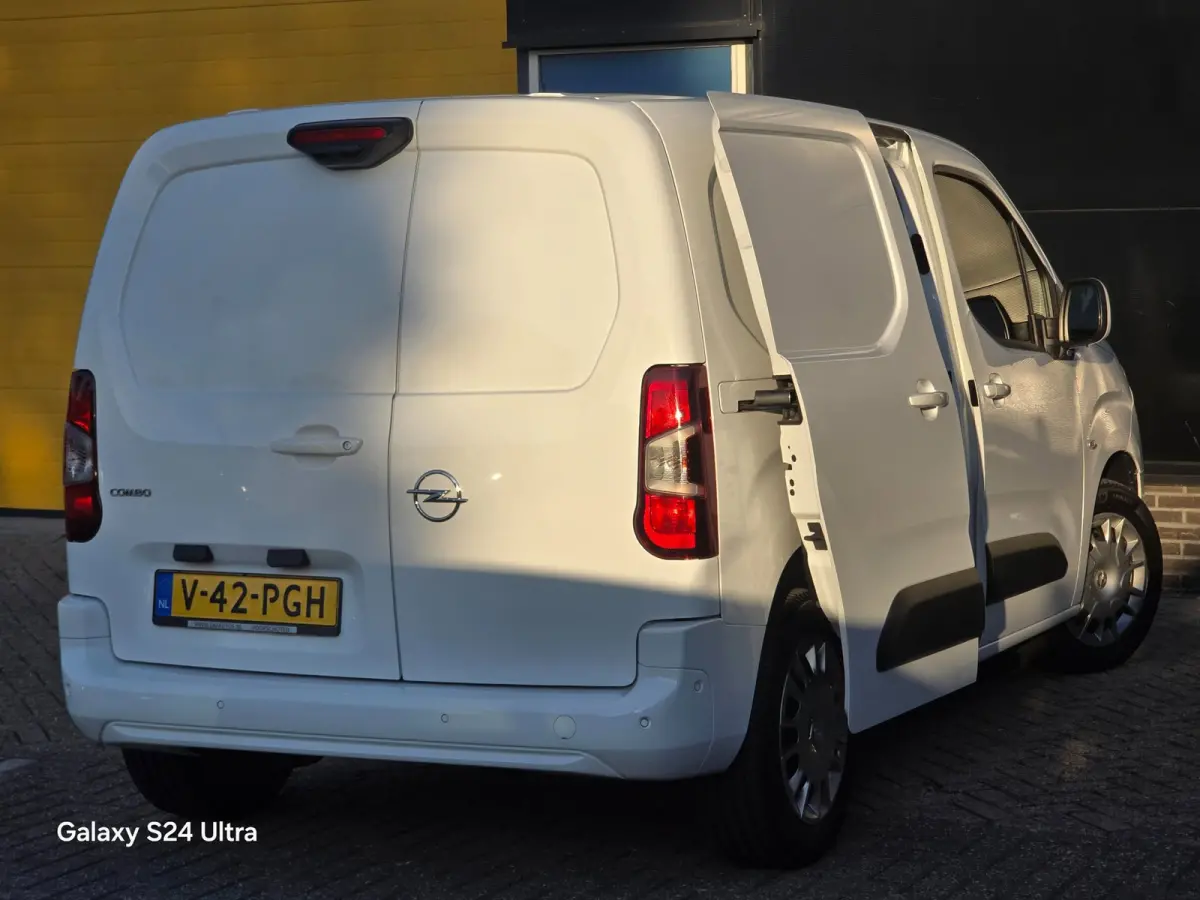 1.5D L1H1 Edition / AUT / Schuifdeur / Camera / F1 / Navi / Elek Pakket / Nette Staat