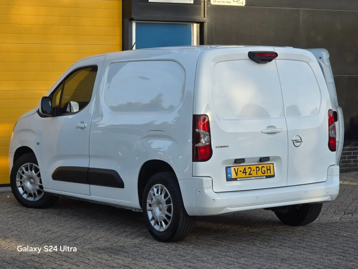 1.5D L1H1 Edition / AUT / Schuifdeur / Camera / F1 / Navi / Elek Pakket / Nette Staat