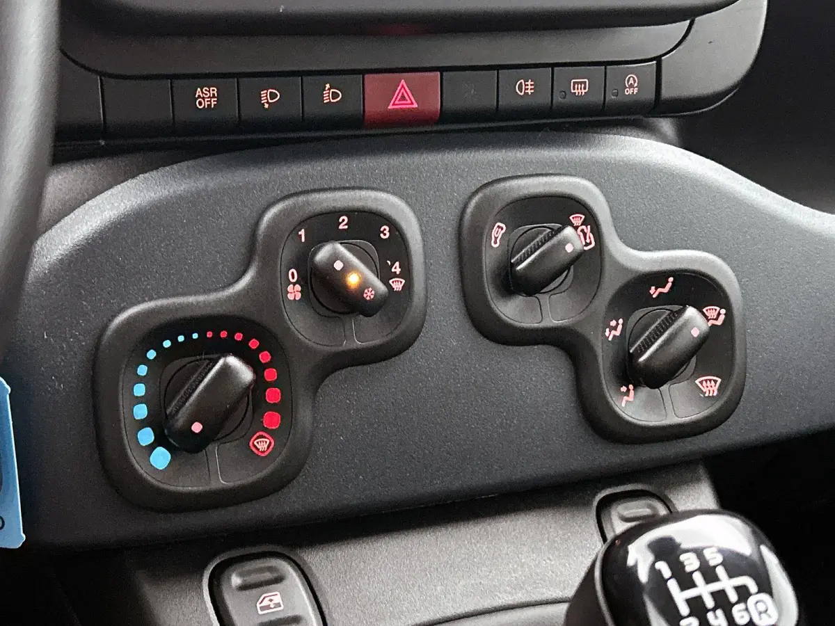 1.0 70pk Hybrid City | Cruise Control | Parkeersensoren | Iso Fix | Airco |