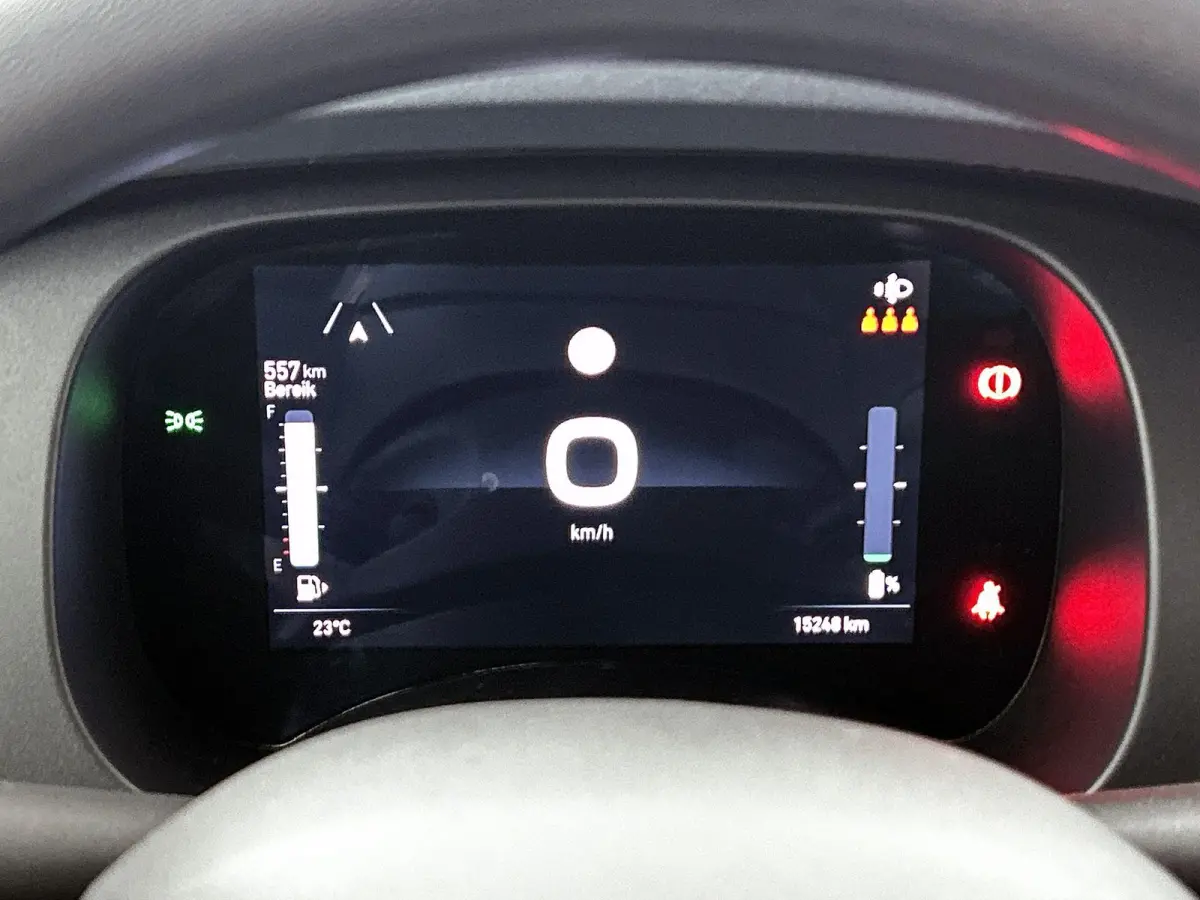 1.0 70pk Hybrid City | Cruise Control | Parkeersensoren | Iso Fix | Airco |