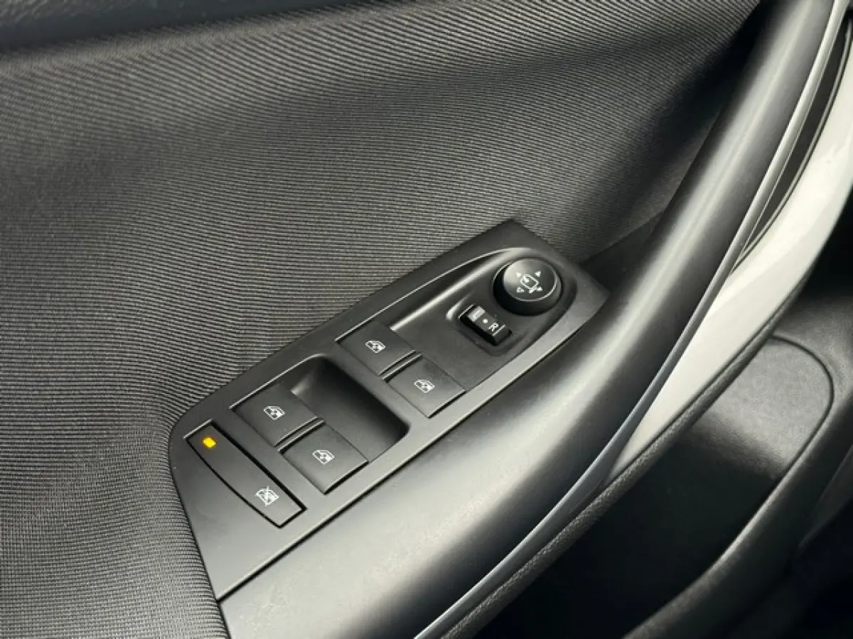 1.2 Turbo Edition 2020 met Navi/Camera, Trekhaak, Dodehoek, AGR
