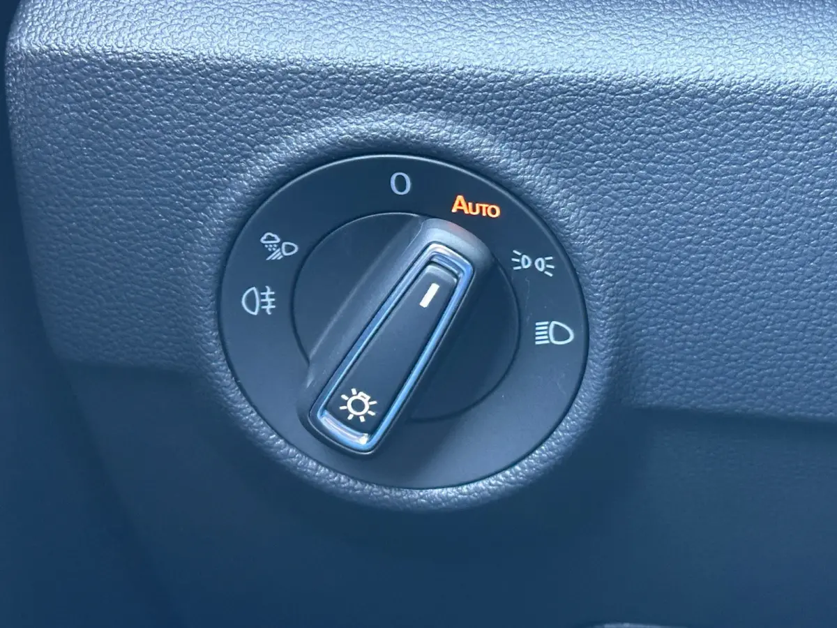 1.5 TSI 150pk DSG R-Line | Camera | Keyless | Elek. Achterklep | Dode hoek | Rijklaar incl. 1 jaar Bovag garantie