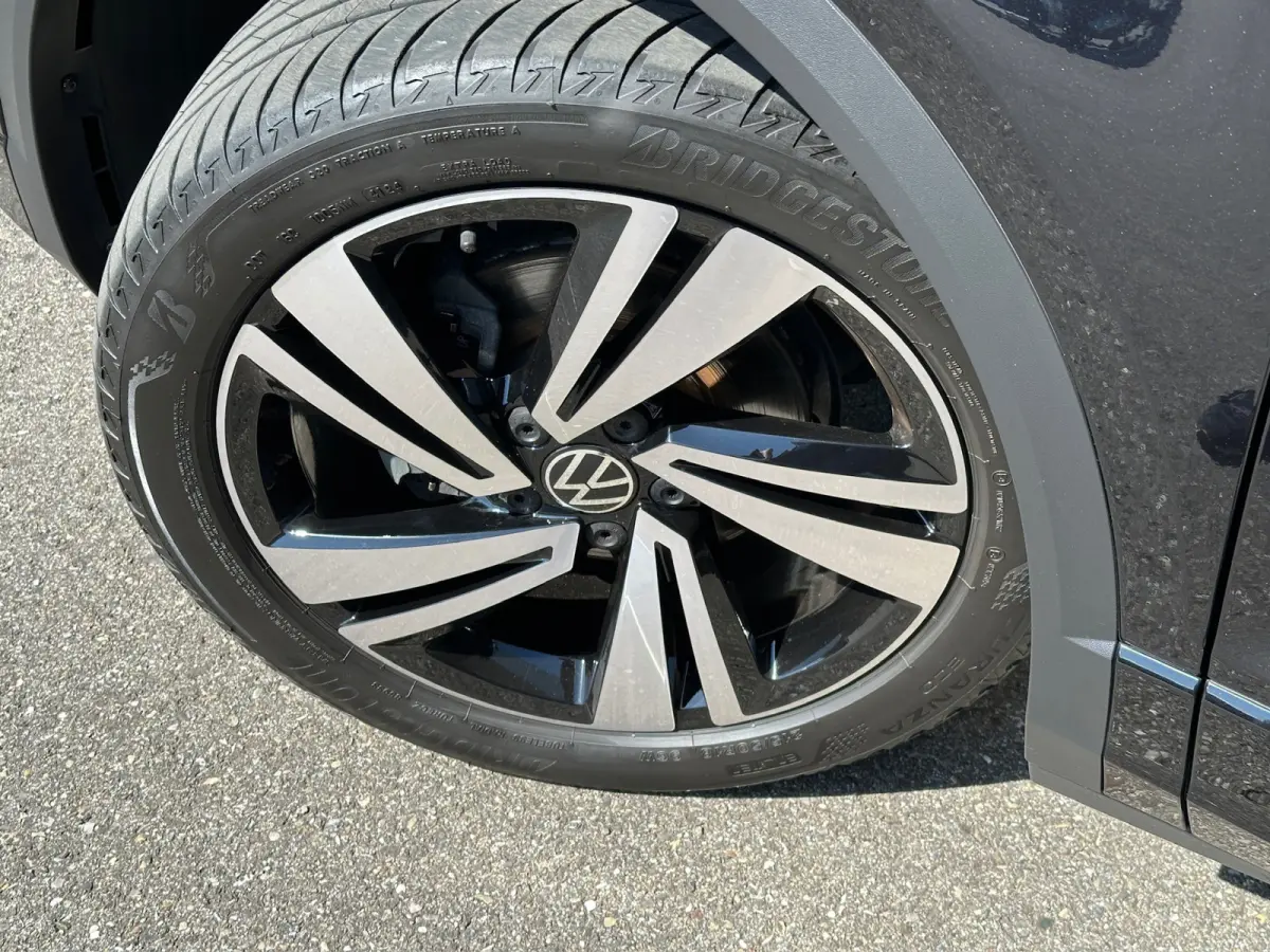 1.5 TSI 150pk DSG R-Line | Camera | Keyless | Elek. Achterklep | Dode hoek | Rijklaar incl. 1 jaar Bovag garantie