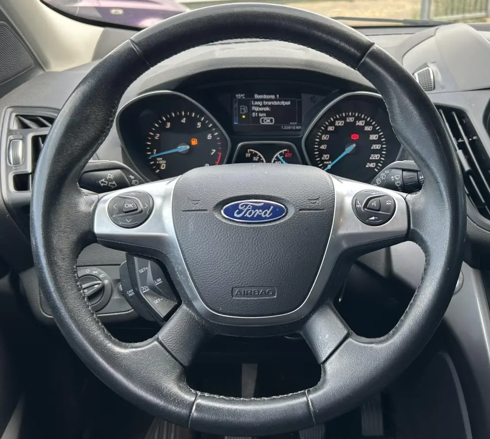 1.5 Titanium Styling Pack 150PK | Nette Staat! | Trekhaak | Parkeersensoren Voor en Achter | Navigatie | Stoelverwarming | Climate Control | 2 Sleutels | Voorruitverwarming | Cruise Control 
