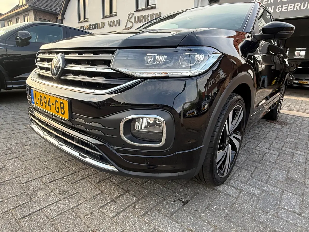 1.0 TSI 2x R-Line, Stoelverwarming,Apple Carplay/Android,Adaptieve Cruise control,Navigatie