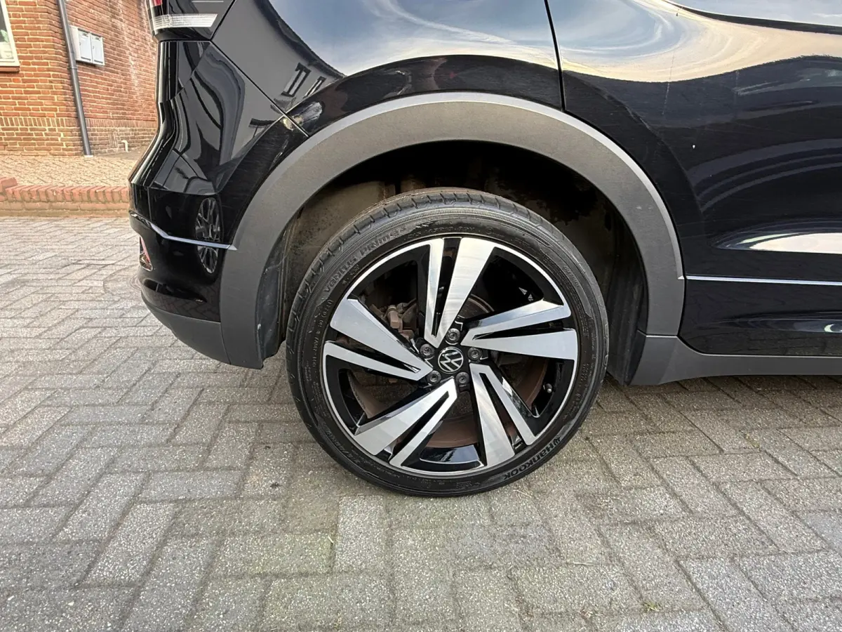 1.0 TSI 2x R-Line, Stoelverwarming,Apple Carplay/Android,Adaptieve Cruise control,Navigatie
