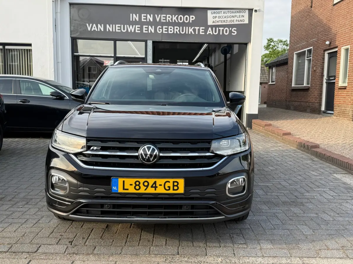 1.0 TSI 2x R-Line, Stoelverwarming,Apple Carplay/Android,Adaptieve Cruise control,Navigatie