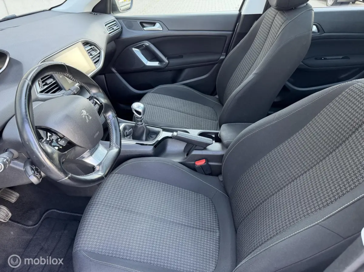 1.2 PureTech Blue Lease Executive|PANO|LINE ASSIST