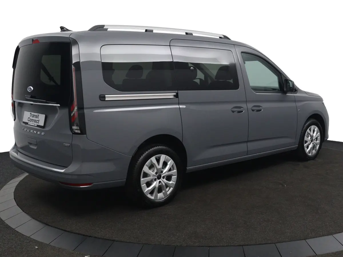 Grand PHEV Titanium | Winterpack | Driver Assistance Pack | LED Koplampen | LED Achterlichten | Keyless