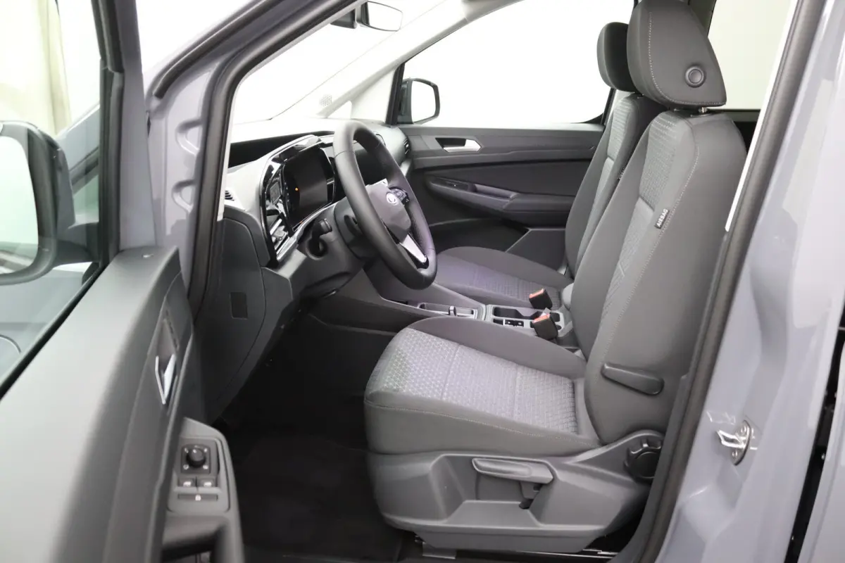 Grand PHEV Titanium | Winterpack | Driver Assistance Pack | LED Koplampen | LED Achterlichten | Keyless
