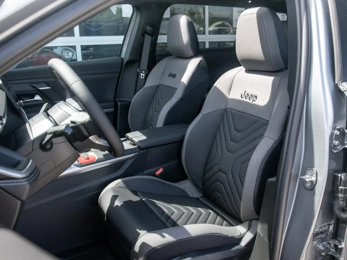 First Edition 74 kWh | Adapt. Cruise | Camera | Carplay | 20" | Elektr. A-Klep | Navi | Winter Pack | Schuif/Kanteldak | Premium Pack | Conv. Pack | Warmtepomp