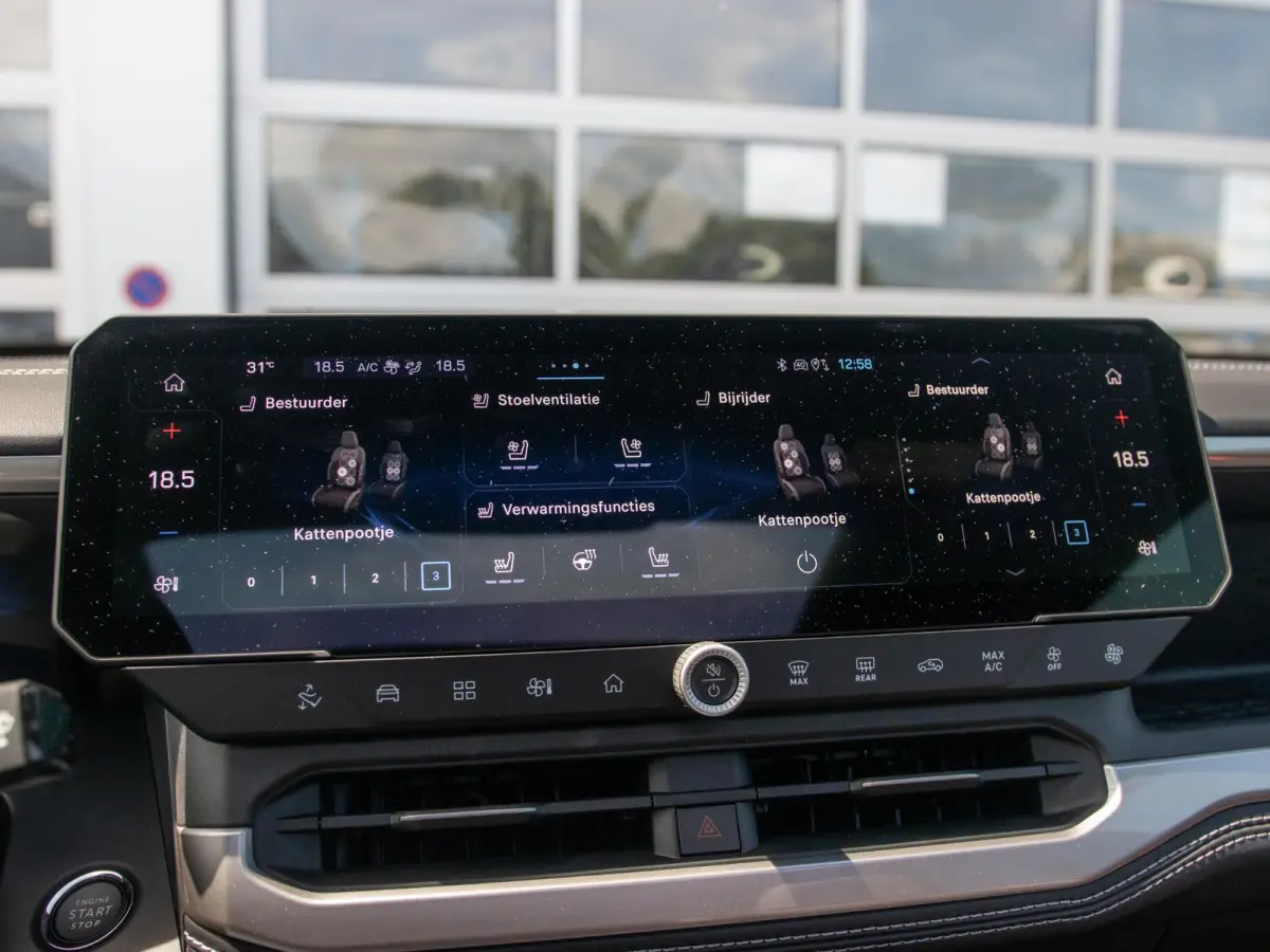 First Edition 74 kWh | Adapt. Cruise | Camera | Carplay | 20" | Elektr. A-Klep | Navi | Winter Pack | Schuif/Kanteldak | Premium Pack | Conv. Pack | Warmtepomp