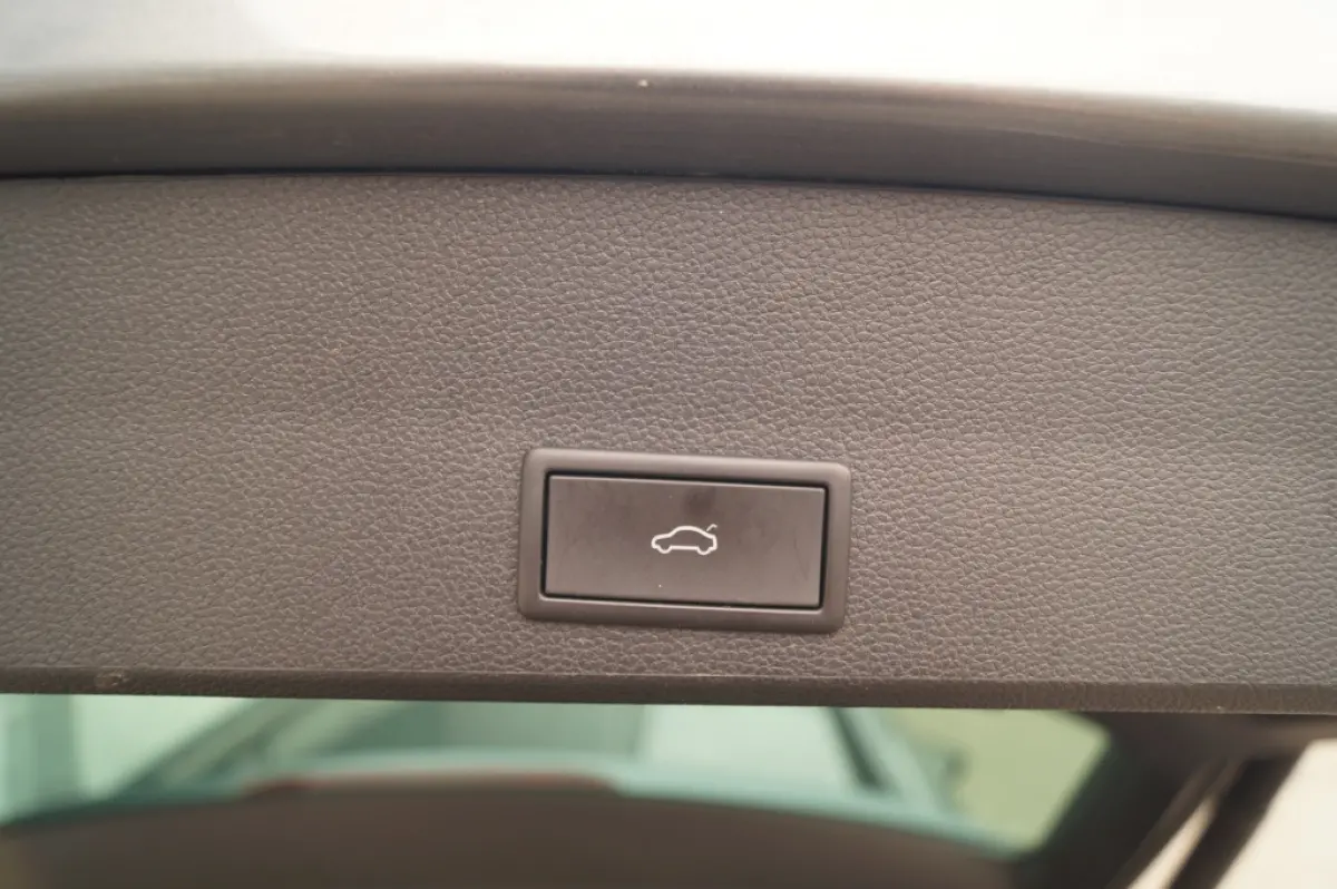 1.0 TSI 110pk Style Business Intense -LED-ECC-NAVI-CAM-