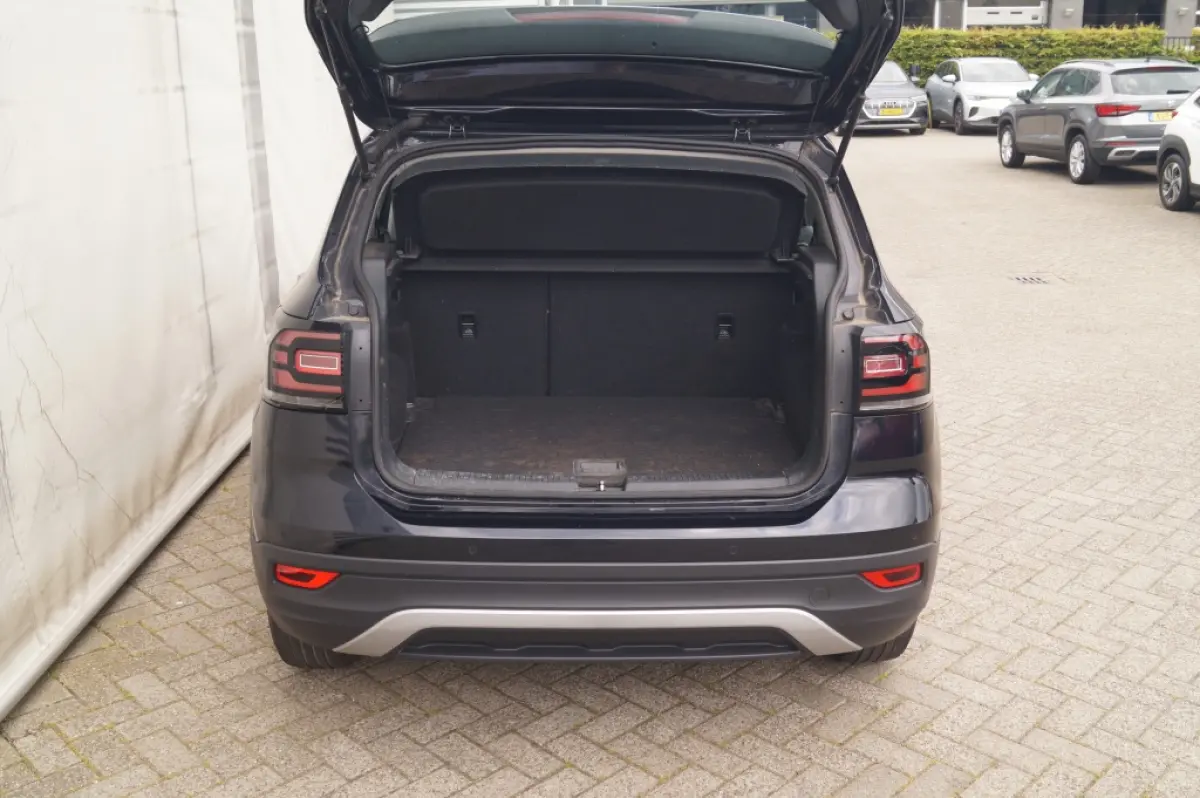 1.0 TSI Life -NAVI-PDC-AIRCO-DAB-CARPLAY-
