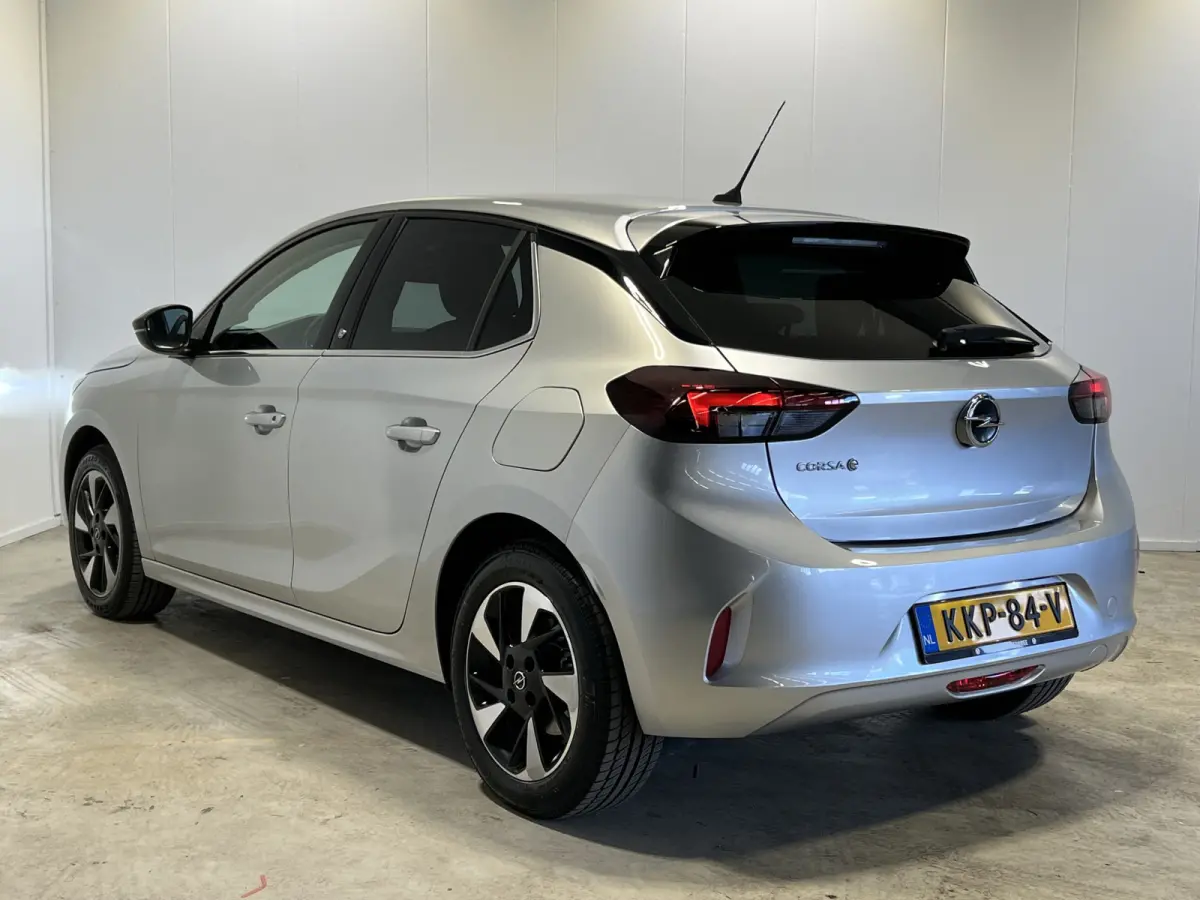 Elegance 50 kWh | SoH 98.1% | Android Auto/Apple Carplay | Lichtmetalen Velgen 16" | Cruise Control | DAB | Airco |