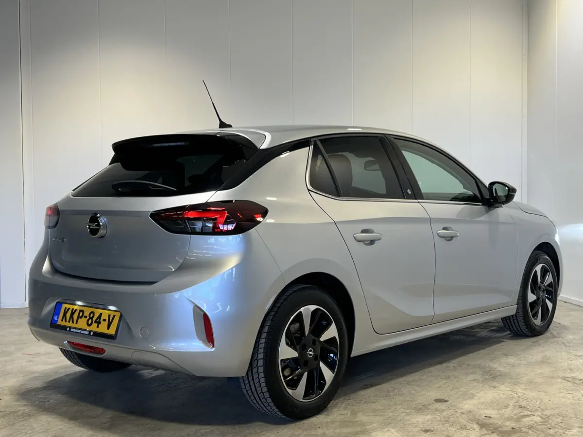 Elegance 50 kWh | SoH 98.1% | Android Auto/Apple Carplay | Lichtmetalen Velgen 16" | Cruise Control | DAB | Airco |