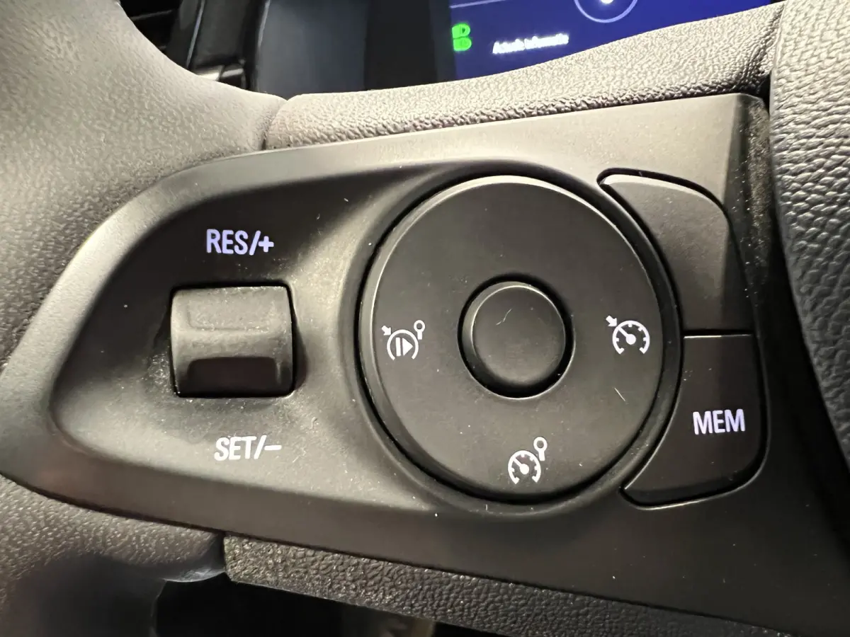 Elegance 50 kWh | SoH 98.1% | Android Auto/Apple Carplay | Lichtmetalen Velgen 16" | Cruise Control | DAB | Airco |