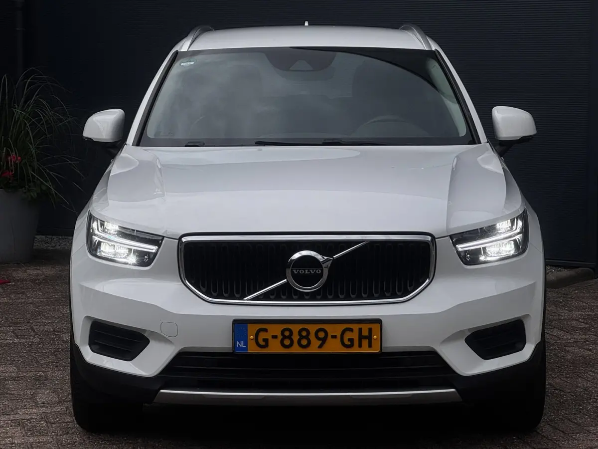 1.5 T3 Momentum Pro | NL-Auto | Elek. Achterklep | Parkeersensoren | Navigatie