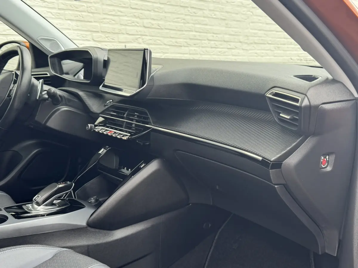 1.2 PureTech Allure Automaat Led Panorama 360 Camera Trekhaak afn. Carplay Cruise
