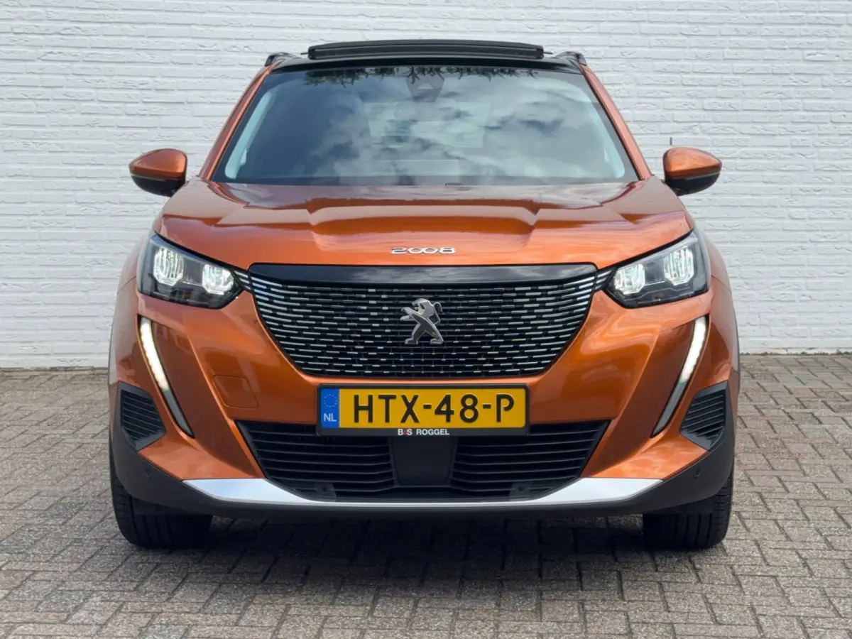 1.2 PureTech Allure Automaat Led Panorama 360 Camera Trekhaak afn. Carplay Cruise