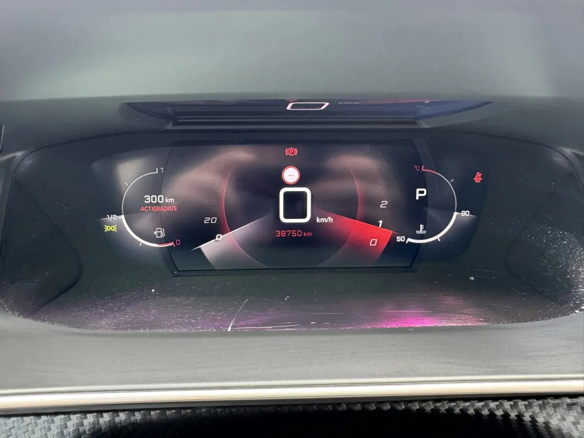 1.2 PureTech Allure Automaat Led Panorama 360 Camera Trekhaak afn. Carplay Cruise