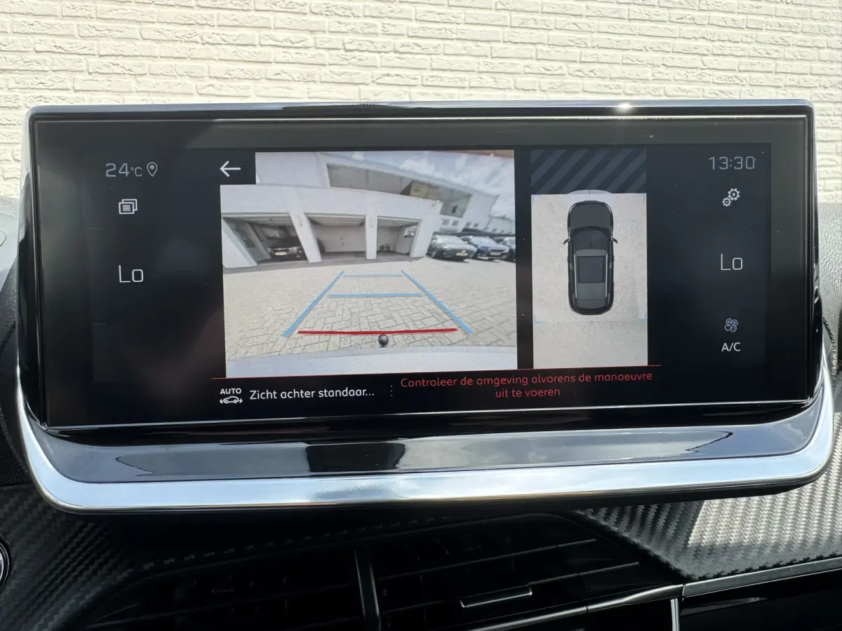 1.2 PureTech Allure Automaat Led Panorama 360 Camera Trekhaak afn. Carplay Cruise