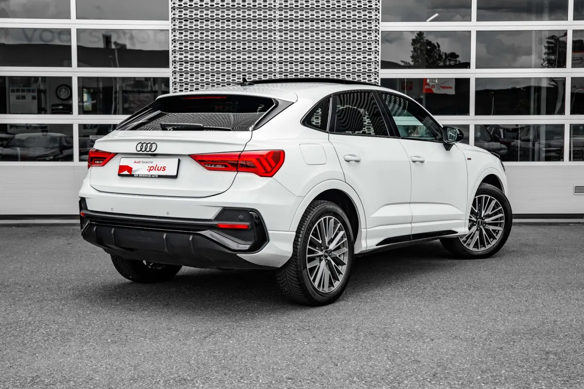 45 TFSI e S line Leder | Panoramadak | Apple Carplay/Android Auto|telefoonintegratie premium | Dodehoek detectie | Elektrisch glazen schuifdak