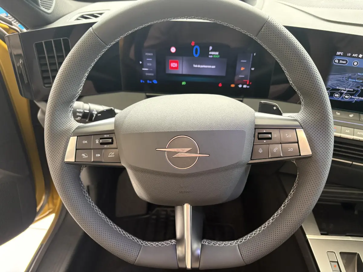1.6 Turbo Plug In Hybrid Ultimate Levering per september