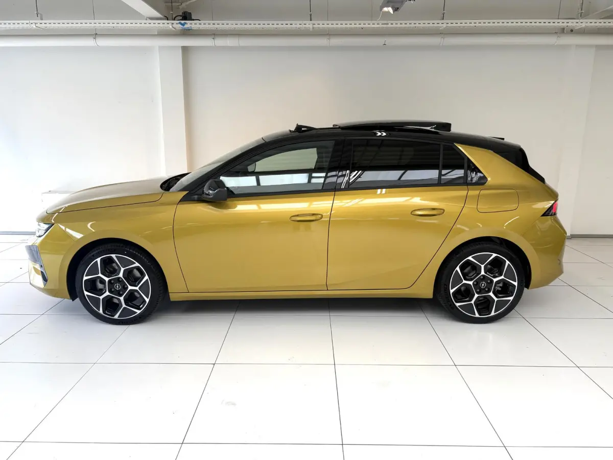 1.6 Turbo Plug In Hybrid Ultimate Levering per september