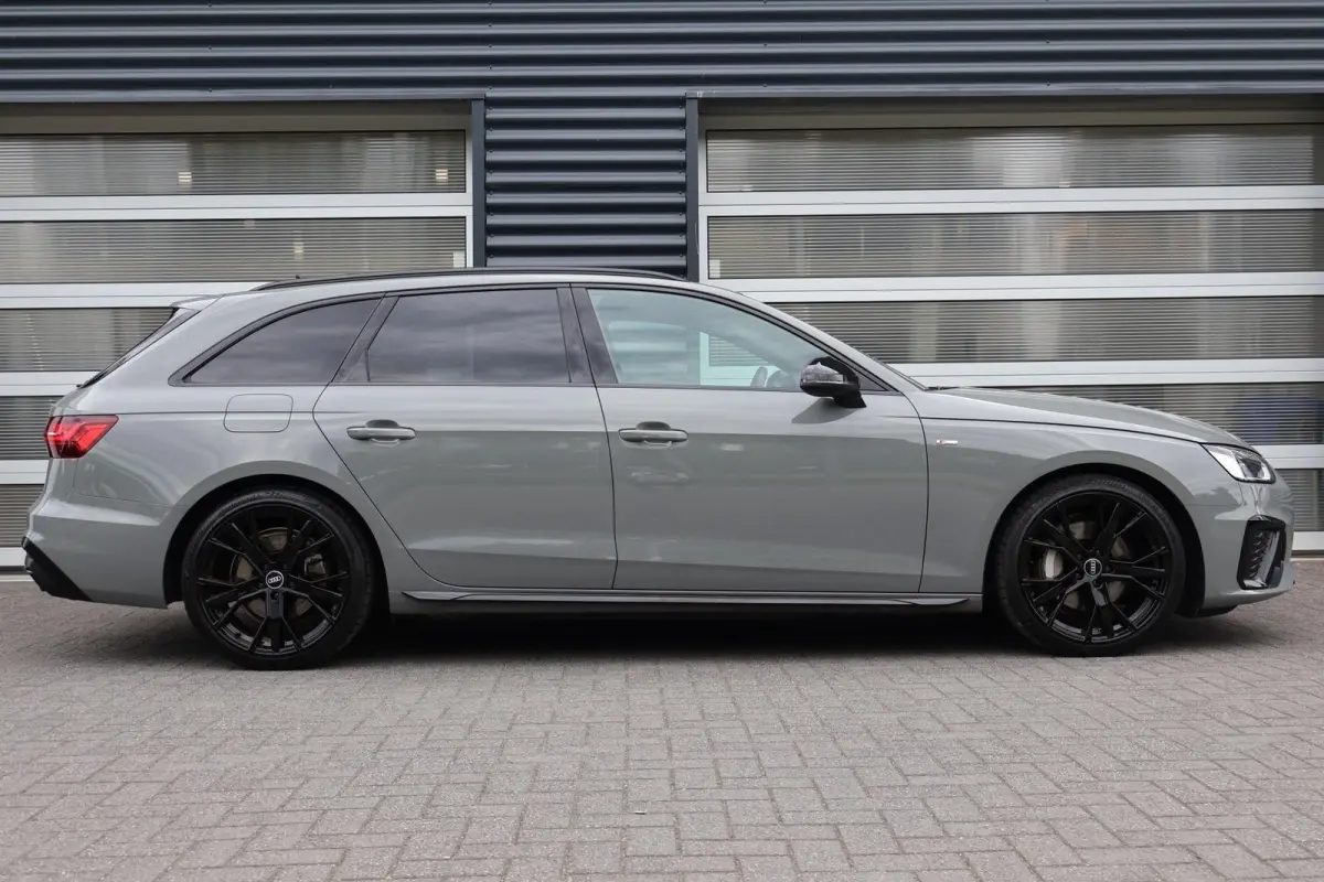 40 TFSI 204pk quattro S edition Competition | Elek. Sportstoelen | Audi-SOUND | Privacy Glas | Apple Carplay & Android Auto | Parkeersensoren | Sportonderstel | 19" Velgen