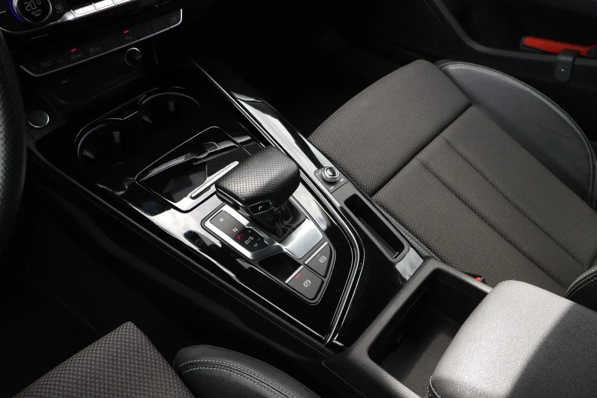 40 TFSI 204pk quattro S edition Competition | Elek. Sportstoelen | Audi-SOUND | Privacy Glas | Apple Carplay & Android Auto | Parkeersensoren | Sportonderstel | 19" Velgen