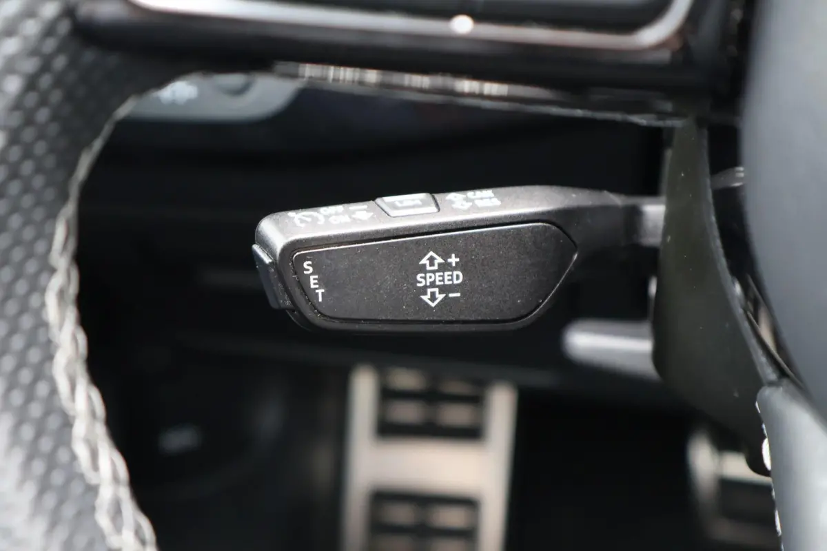 40 TFSI 204pk quattro S edition Competition | Elek. Sportstoelen | Audi-SOUND | Privacy Glas | Apple Carplay & Android Auto | Parkeersensoren | Sportonderstel | 19" Velgen