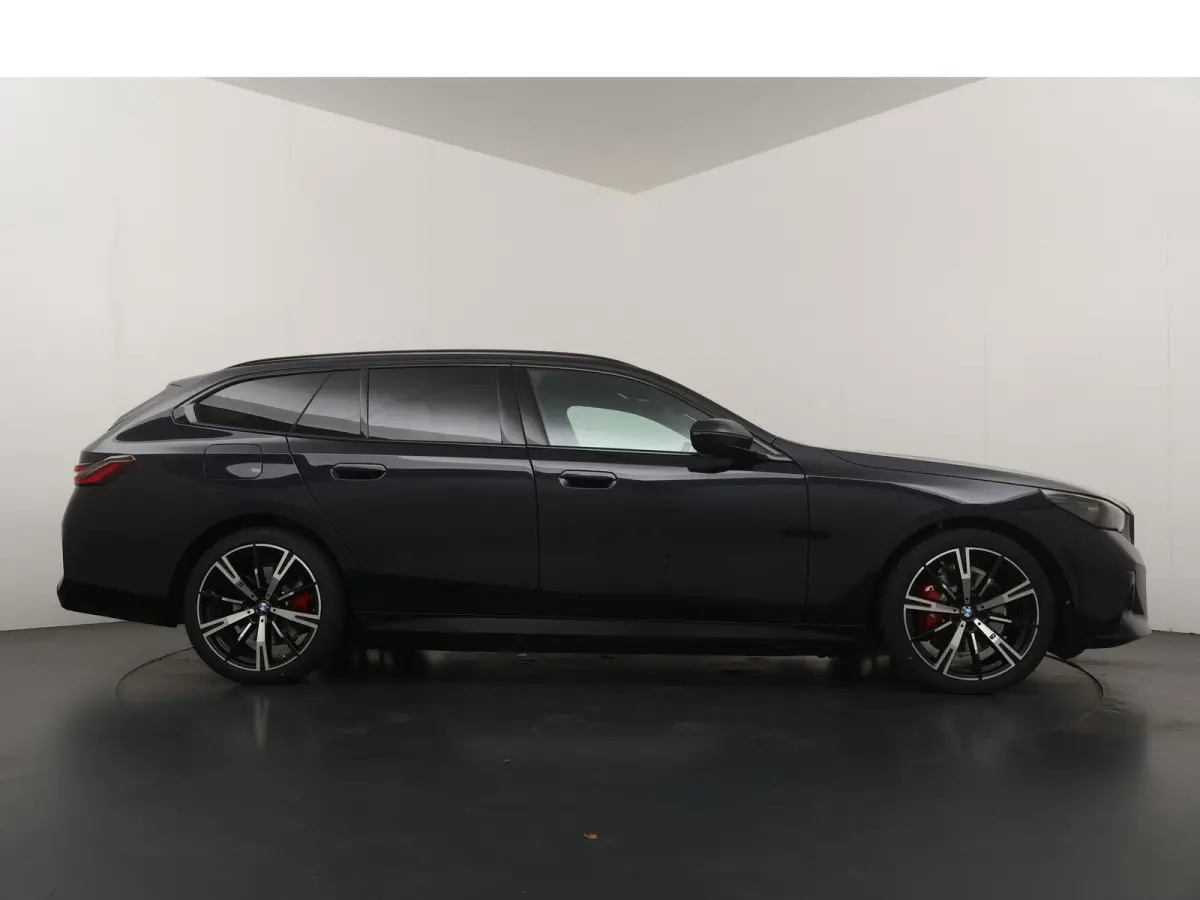 530e M Sport Edition | SoH 100% | M-Sport Pro | Head-Up | 360 Camera | Trekhaak | Comfort Access |