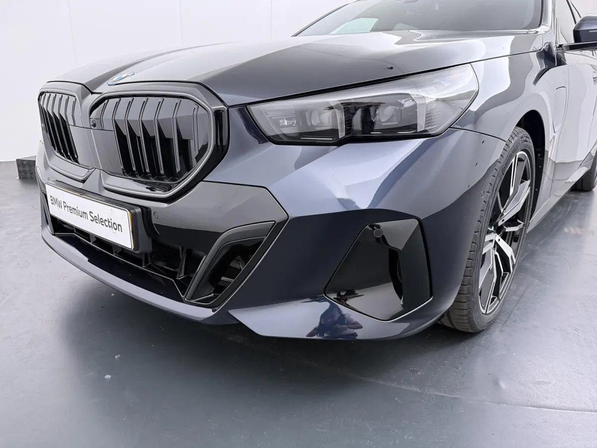 530e M Sport Edition | SoH 100% | M-Sport Pro | Head-Up | 360 Camera | Trekhaak | Comfort Access |