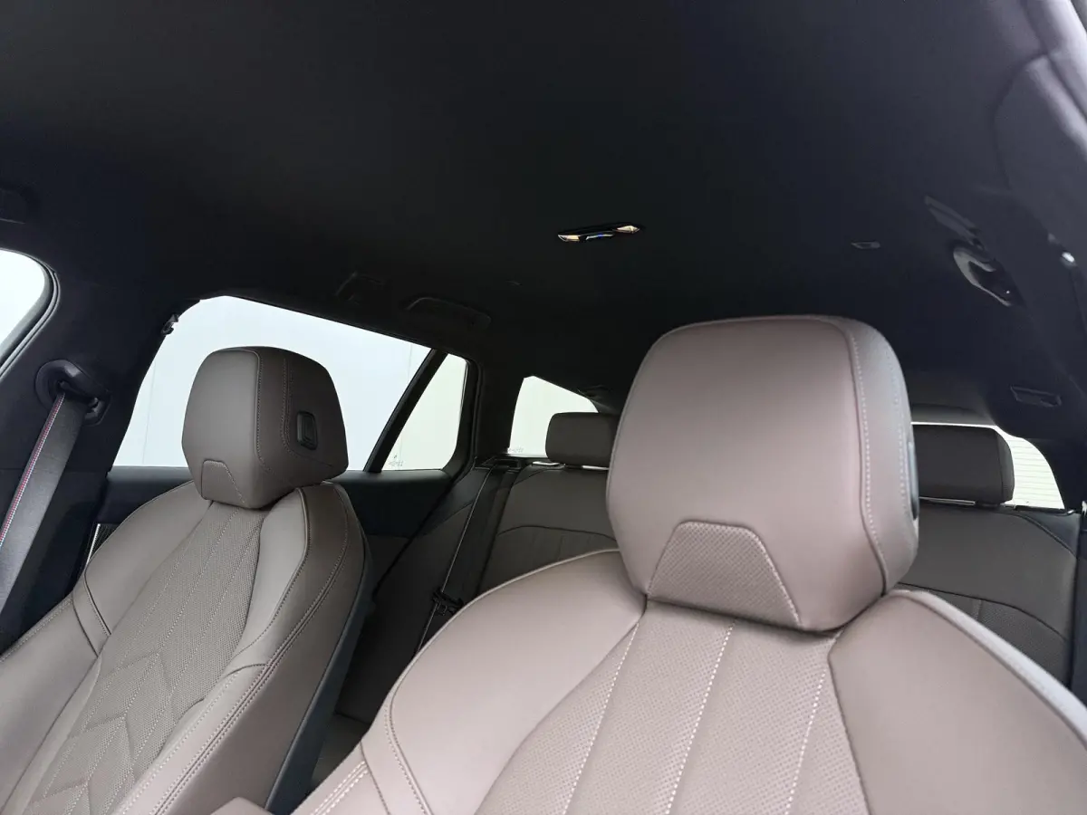 530e M Sport Edition | SoH 100% | M-Sport Pro | Head-Up | 360 Camera | Trekhaak | Comfort Access |