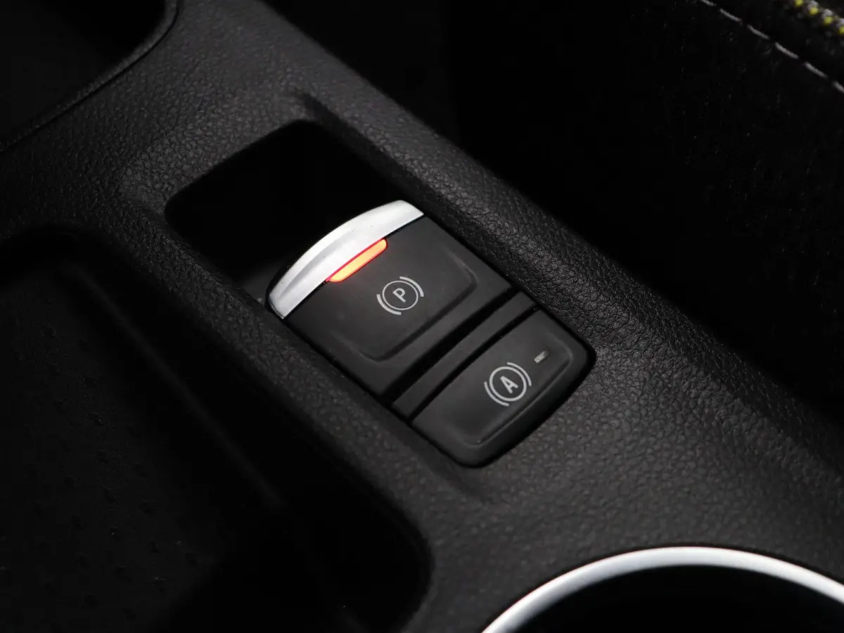 1.6 E-Tech full hybrid 145 techno | Achteruitrijcamera | Adaptieve cruise control | Digitale Cockpit | Navigatie |