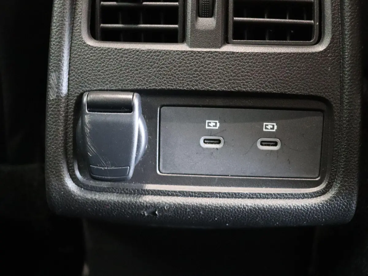 1.6 E-Tech full hybrid 145 techno | Achteruitrijcamera | Adaptieve cruise control | Digitale Cockpit | Navigatie |