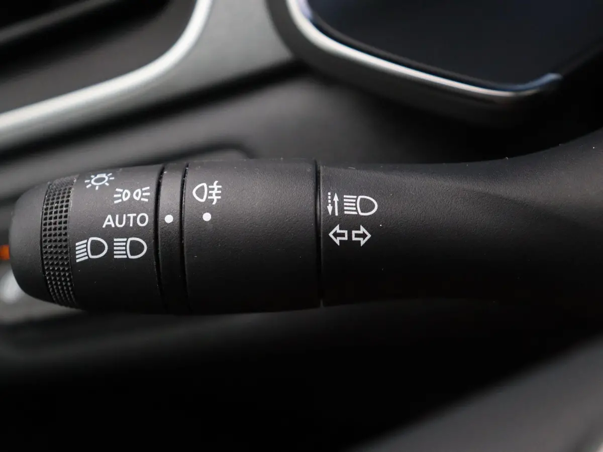 1.6 E-Tech full hybrid 145 techno | Achteruitrijcamera | Adaptieve cruise control | Digitale Cockpit | Navigatie |